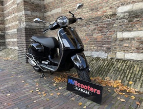 Vespa GTS Super 300