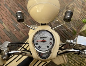 Vespa LXV 50 