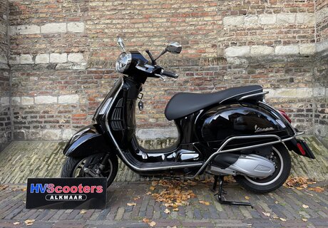 Vespa GTS Super 300