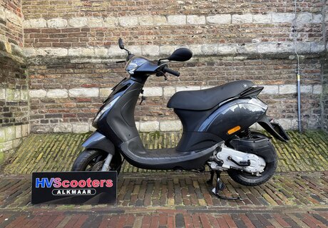 Piaggio Zip SP 