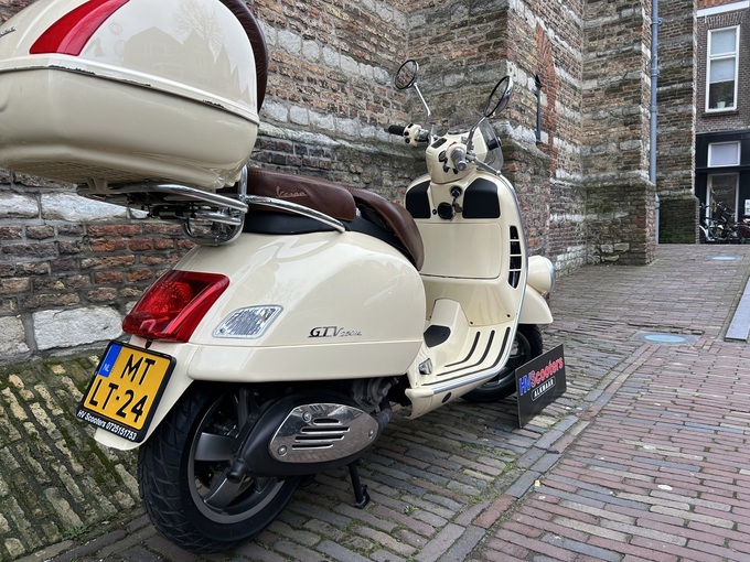 Vespa GTV 250